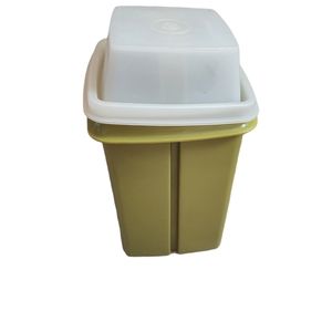 Tupperware Olive Green Pickle Keeper